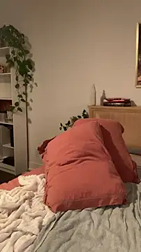 rileylovesyou online show from February 2025 07:27:01 AM