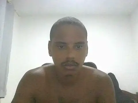 ONegodoce25 online show from May 2026 09:44:01 PM