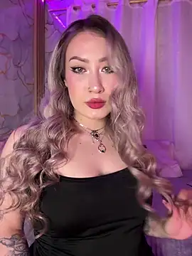 Snapshot of Lally_Valencia__ chatting on April 2026 06:46:01 AM Lally Valencia online show from April 2026 06:46:01 AM