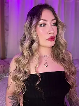Lally Valencia   online show from June 2026 03:00:01 AM