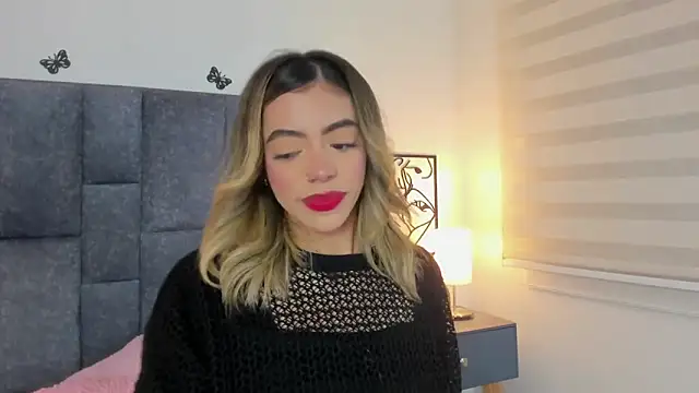 Violetta Ficher online show from April 2026 02:20:02 AM