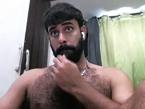 Snapshot of indianhairybull chatting on September 2025 04:56:02 AM indianhairybull online show from September 2025 04:56:02 AM