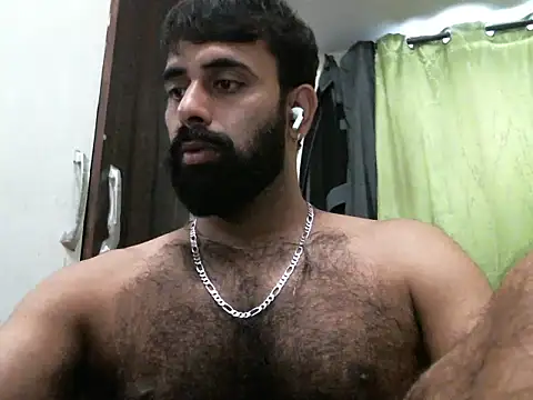 Snapshot of indianhairybull chatting on September 2025 05:07:01 AM indianhairybull online show from September 2025 05:07:01 AM