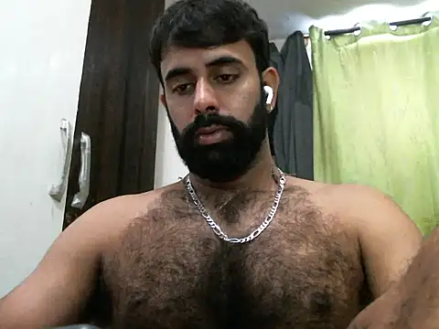 Snapshot of indianhairybull chatting on September 2025 05:12:01 AM indianhairybull online show from September 2025 05:12:01 AM
