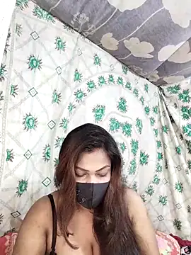 Snapshot of monekhan123 chatting on February 2025 05:15:01 PM monekhan123 online show from February 2025 05:15:01 PM