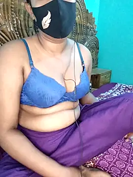 Snapshot of monekhan123 chatting on September 2025 04:28:01 PM monekhan123 online show from September 2025 04:28:01 PM