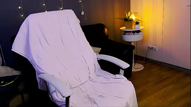 Snapshot of just_gay_ chatting on February 2025 07:20:02 PM just gay  online show from February 2025 07:20:02 PM