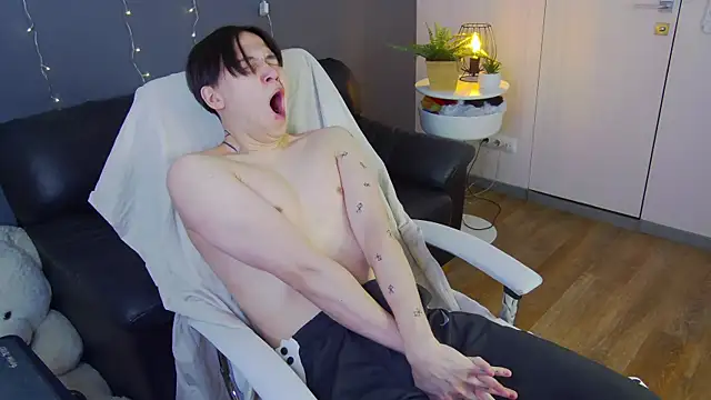 Snapshot of just_gay_ chatting on February 2025 01:25:01 PM just gay  online show from February 2025 01:25:01 PM