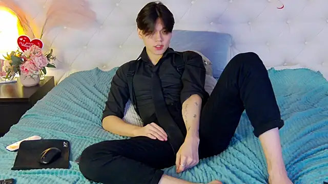 Snapshot of just_gay_ chatting on February 2025 04:33:02 PM just gay  online show from February 2025 04:33:02 PM