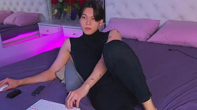 Snapshot of just_gay_ chatting on March 2025 01:35:02 AM just gay  online show from March 2025 01:35:02 AM