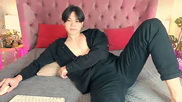 Snapshot of just_gay_ chatting on March 2025 01:48:01 PM just gay  online show from March 2025 01:48:01 PM