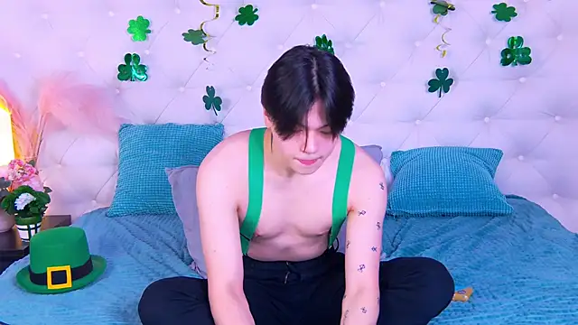 Snapshot of just_gay_ chatting on March 2025 02:00:01 PM just gay  online show from March 2025 02:00:01 PM