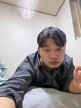 Snapshot of offwhite777 chatting on February 2025 09:33:01 AM offwhite777 online show from February 2025 09:33:01 AM