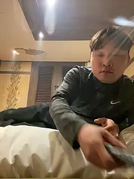 Snapshot of offwhite777 chatting on February 2025 10:26:01 AM offwhite777 online show from February 2025 10:26:01 AM