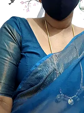 Snapshot of Tamil_Meera12 chatting on December 2025 07:21:01 PM Tamil Meera12 online show from December 2025 07:21:01 PM