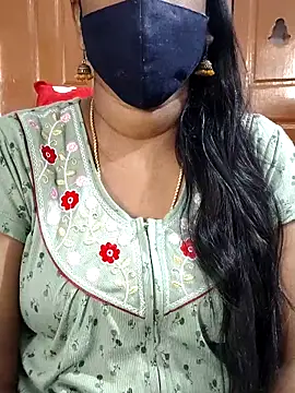 Snapshot of Tamil_Meera12 chatting on February 2026 03:04:01 AM Tamil Meera12 online show from February 2026 03:04:01 AM
