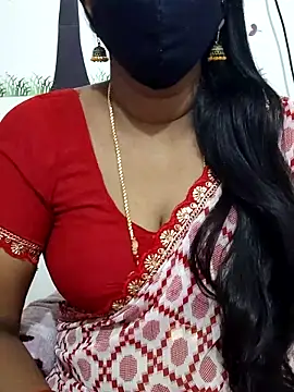 Snapshot of Tamil_Meera12 chatting on February 2026 07:35:01 AM Tamil Meera12 online show from February 2026 07:35:01 AM