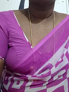 Snapshot of Tamil_Meera12 chatting on February 2026 05:17:01 PM Tamil Meera12 online show from February 2026 05:17:01 PM