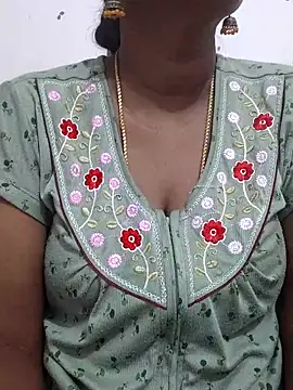 Snapshot of Tamil_Meera12 chatting on February 2026 07:36:02 AM Tamil Meera12 online show from February 2026 07:36:02 AM