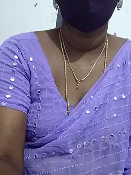 Snapshot of Tamil_Meera12 chatting on February 2026 03:14:02 AM Tamil Meera12 online show from February 2026 03:14:02 AM