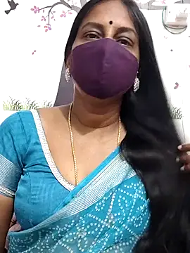 Snapshot of Tamil_Meera12 chatting on March 2026 11:28:02 AM Tamil Meera12 online show from March 2026 11:28:02 AM