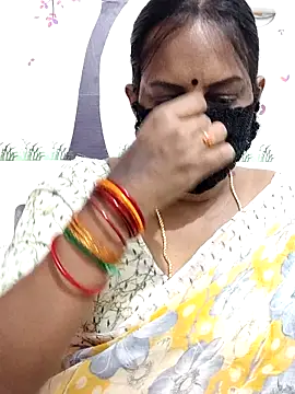 Snapshot of Tamil_Meera12 chatting on April 2026 03:26:01 AM Tamil Meera12 online show from April 2026 03:26:01 AM