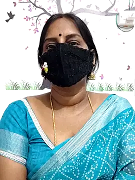 Snapshot of Tamil_Meera12 chatting on April 2026 03:47:01 AM Tamil Meera12 online show from April 2026 03:47:01 AM