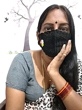 Snapshot of Tamil_Meera12 chatting on April 2026 04:46:01 AM Tamil Meera12 online show from April 2026 04:46:01 AM