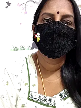 Snapshot of Tamil_Meera12 chatting on April 2026 07:25:02 AM Tamil Meera12 online show from April 2026 07:25:02 AM