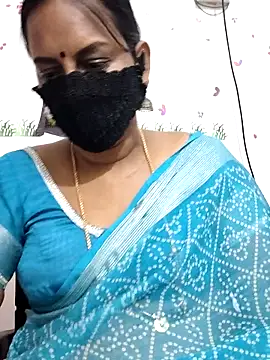 Snapshot of Tamil_Meera12 chatting on April 2026 03:29:02 AM Tamil Meera12 online show from April 2026 03:29:02 AM