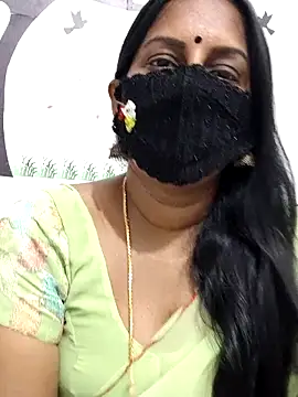 Snapshot of Tamil_Meera12 chatting on April 2026 05:22:02 PM Tamil Meera12 online show from April 2026 05:22:02 PM