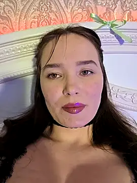 Snapshot of GoddessYanaMironova chatting on March 2026 08:19:02 PM GoddessYanaMironova online show from March 2026 08:19:02 PM