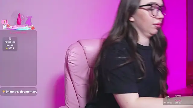 Arianahot777 online show from April 2026 09:39:33 PM