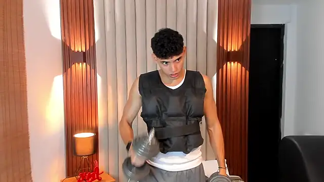 Justin mack online show from February 2025 05:09:01 PM