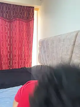 Snapshot of leahaltomm chatting on February 2025 01:32:01 PM leahaltomm online show from February 2025 01:32:01 PM