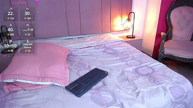 Engelth  online show from February 2025 01:16:01 PM