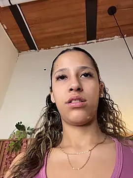 vicky bass online show from October 2025 09:08:02 PM