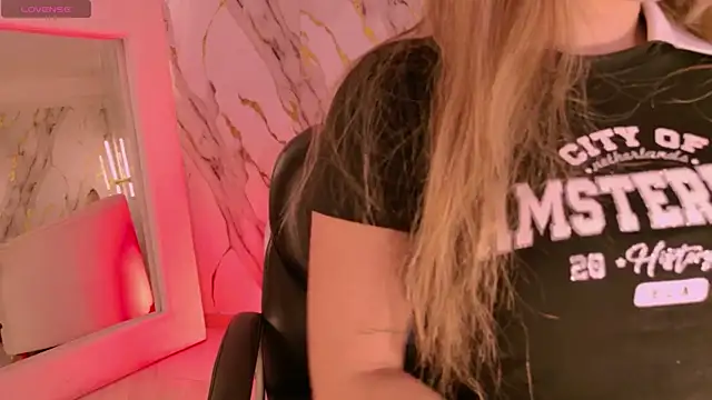 AmaiaHaywood online show from November 2025 04:34:02 AM