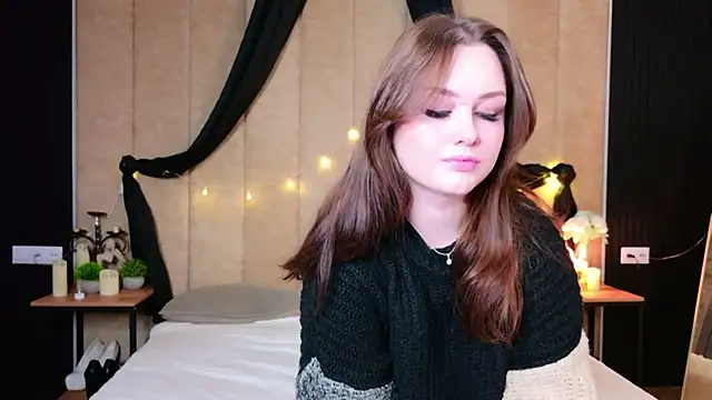 Snapshot of Kendra_Parlow chatting on November 2025 07:32:02 PM Kendra Parlow online show from November 2025 07:32:02 PM