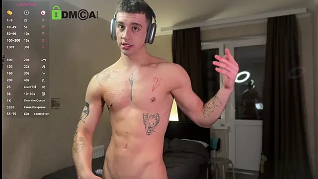 VincentSmith02 online show from November 2025 10:37:01 PM