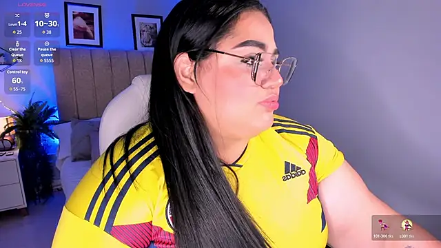 Snapshot of _michel_bbw chatting on March 2026 04:06:02 AM michel bbw online show from March 2026 04:06:02 AM