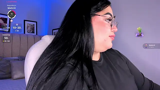 Snapshot of _michel_bbw chatting on April 2026 03:06:01 AM michel bbw online show from April 2026 03:06:01 AM