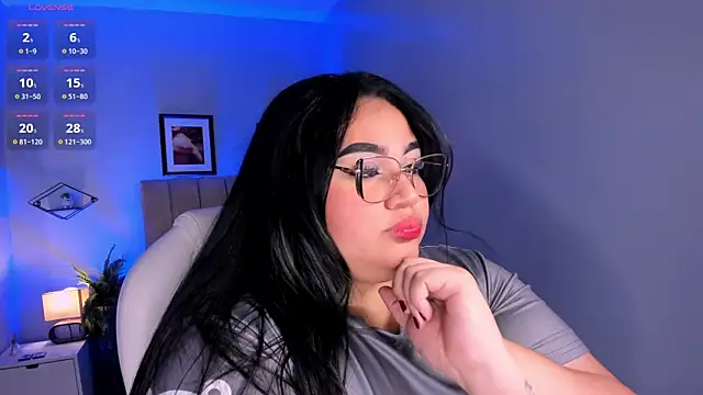 Snapshot of _michel_bbw chatting on April 2026 03:08:02 AM michel bbw online show from April 2026 03:08:02 AM