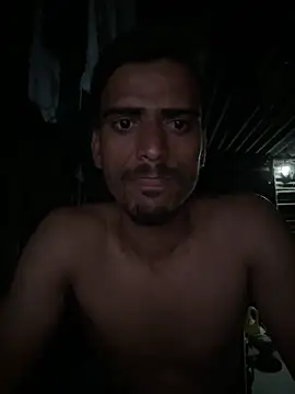 Snapshot of Loveinsync chatting on April 2026 05:20:02 PM Loveinsync online show from April 2026 05:20:02 PM