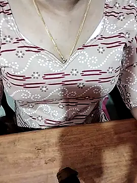 Snapshot of Tamil_Radha chatting on September 2025 05:46:02 PM Tamil Radha online show from September 2025 05:46:02 PM