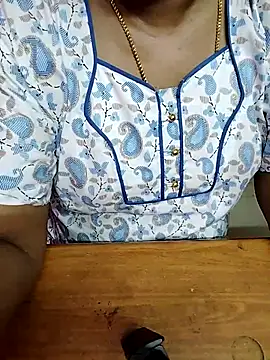 Snapshot of Tamil_Radha chatting on September 2025 06:40:01 AM Tamil Radha online show from September 2025 06:40:01 AM