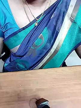 Snapshot of Tamil_Radha chatting on September 2025 05:29:02 PM Tamil Radha online show from September 2025 05:29:02 PM