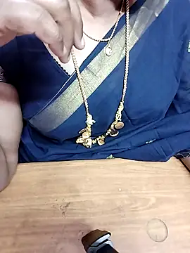 Snapshot of Tamil_Radha chatting on October 2025 05:54:02 PM Tamil Radha online show from October 2025 05:54:02 PM