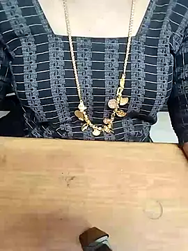 Snapshot of Tamil_Radha chatting on October 2025 05:44:02 PM Tamil Radha online show from October 2025 05:44:02 PM