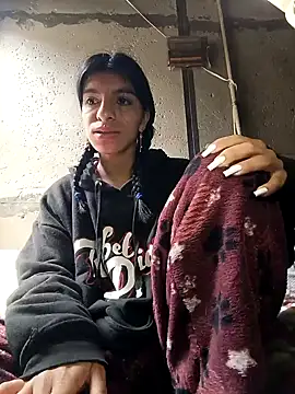 Ariell Kieran online show from February 2025 04:18:01 PM